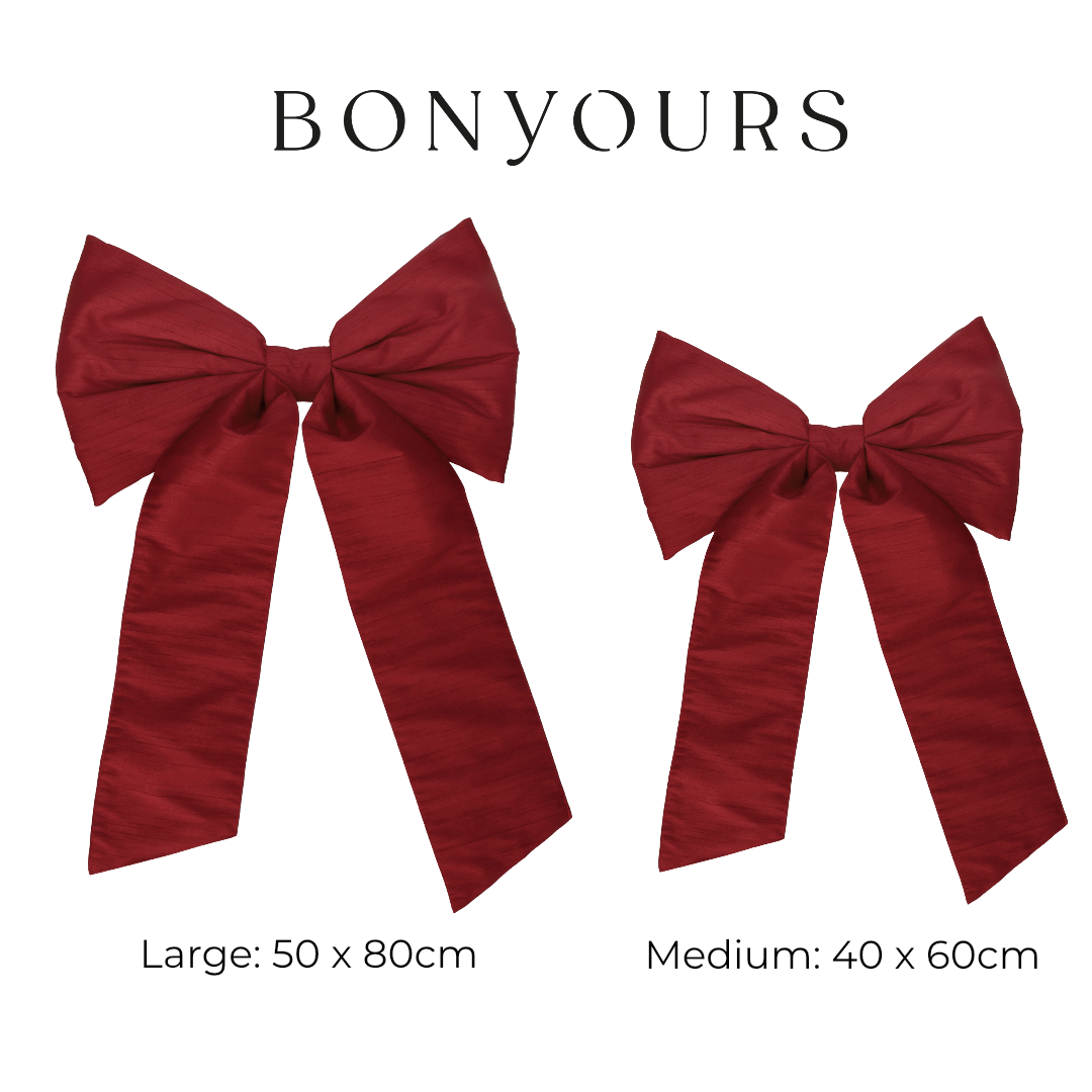 Twee rode strikformaten large medium